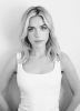 photo Kiernan Shipka